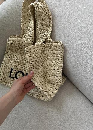 Сумка medium font tote in raffia 4