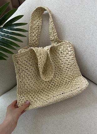 Сумка medium font tote in raffia 5