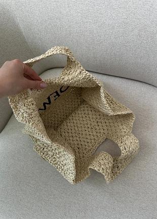 Сумка medium font tote in raffia 6
