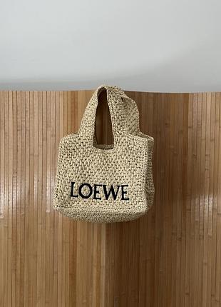 Сумка medium font tote in raffia 10