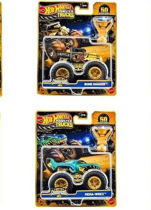 Позашляховик із кубком серії "бігфут – чемпіон" monster trucks hot wheels (в ас.) jdv96