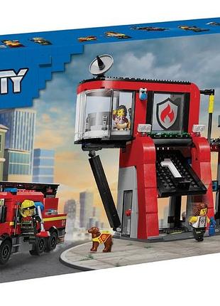 Конструктор lego city пожежне депо з пожежною машиною