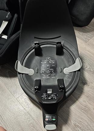 Автомобільна база cybex base t 6