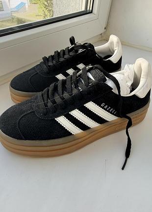 Кросівки жіночі adidas gazelle