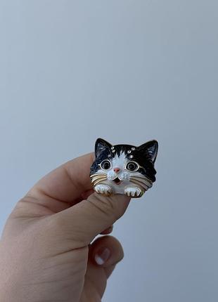 Брошка котик чорний емаль камінці