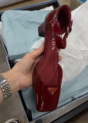 Жіночі туфлі prada червоні 24 см лакована шкіра