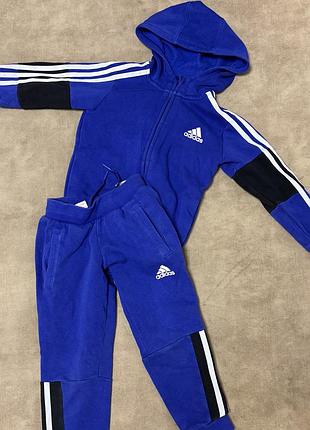 Спортивний костюм adidas для хлопчика, синій
