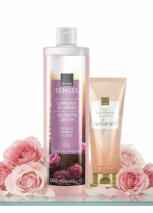 Набір avon 2 в 1 парфумований лосьйон та гель для душу за суперціною.