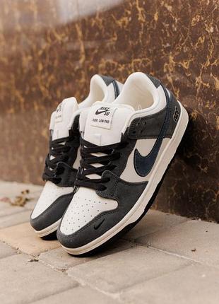 Кожаные кроссовки nike sb dunk • phantom grey