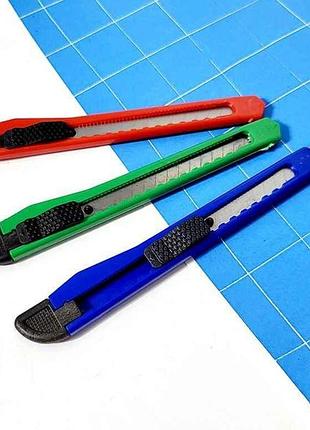 Ніж канцелярський 12,5см 5-33, імп тм leader