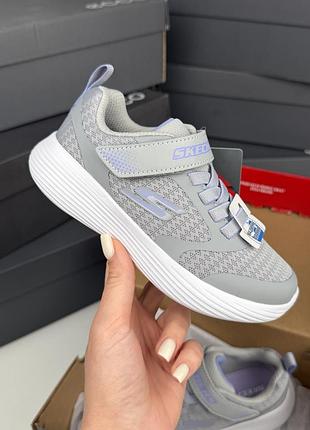Стильные легчайшие кроссовки на липучках skechers go run