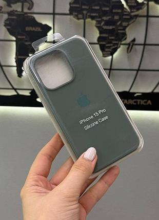 Чехол-накладка silicone case с микрофиброй для iphone 15 pro, качественный чехол для айфон 15 про (цвет: зеленый)