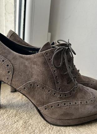 Черевички замшеві коричнево-зелені на шнурівках stiefel konig