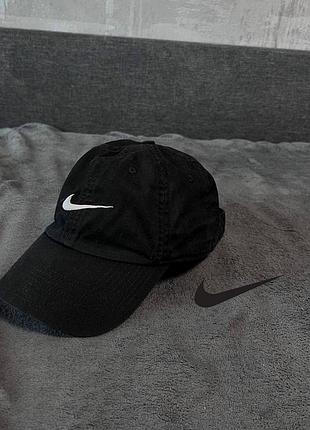 Nike бейсболка классическая чёрная кепка