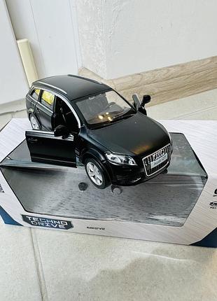 Автомодель technodrive audi q7 v12 чорний
