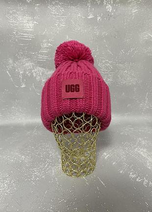 Шапка малиновая с бубоном ugg 2