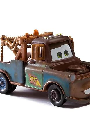 Машинка мэтр resteq — машинка-тягач mater из мультфильма тачки (cars), игрушечный автомобиль 8 см, abs пластик