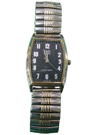 Наручные часы б/у q&q quartz
