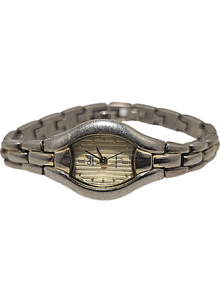 Наручные часы б/у q&q quartz water resist