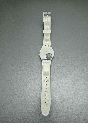 Наручные часы б/у swatch v8 2
