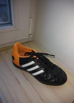 Бутси, кросівки, кеди Adidas 11 questra для хлопчика 31