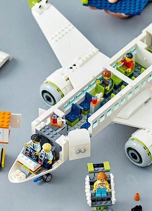 Lego city 60367 пасажирський літак 2
