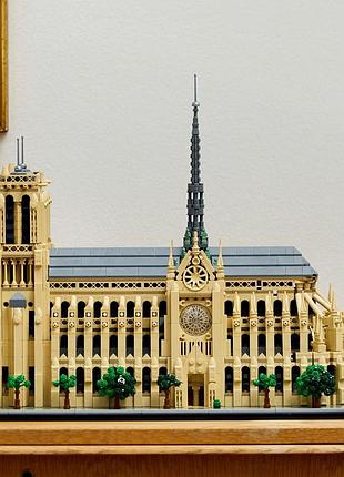 Lego architecture нотр-дам в парижі 21061 3