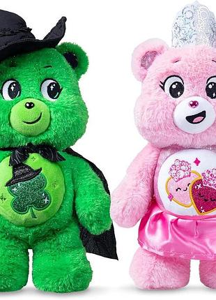 Basic fun care bears wicked м'яка іграшка 22 см – набір 2 шт. лімітоване видання – good luck bear як elphaba і love-a-lot bear як 5