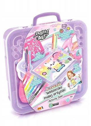 Валіза projekt art z aerografem walizka artystki kawaii