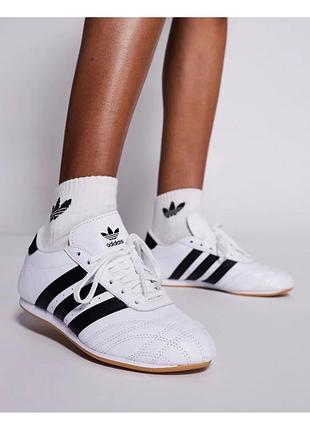 Кроссовки кожаные taekwondo originals js1194 adidas тёмно-синие