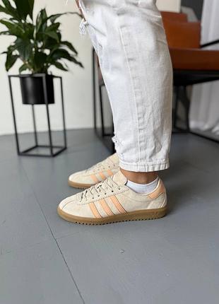 Adidas bermuda wonder white 6