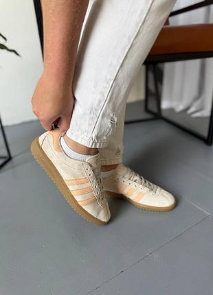 Adidas bermuda wonder white 9
