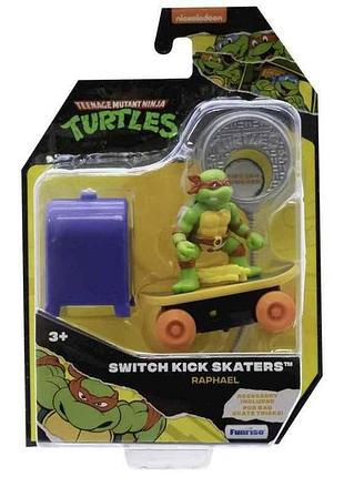 Черепашки-ниндзя tmnt классические скейтбордист с лаунчером рафаэль 71043 тм funrise