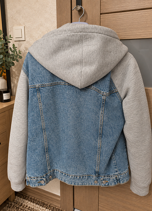 🧥 чоловіча джинсова куртка з капюшоном pull&bear 2