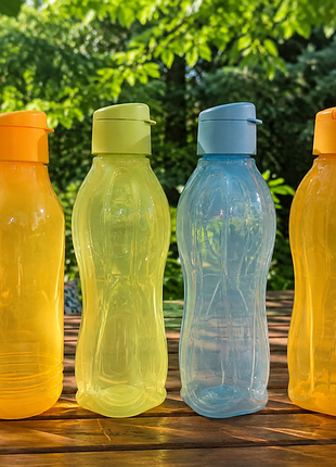 Пляшка для води tupperware об'ємом 0.75 мл