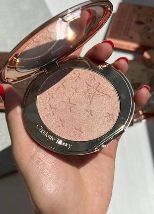 Хайлайтер charlotte tilbury hollywood glow glide face architect highlighter - pillow talk glow