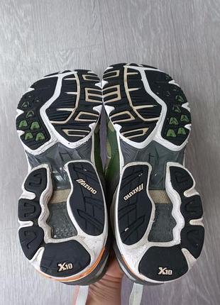 Чоловічі кросівки mizuno 8