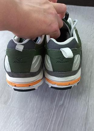 Чоловічі кросівки mizuno 6