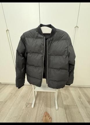 Куртка жіноча massimo dutti бомбер чорний
