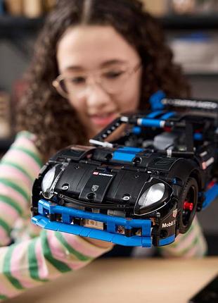 Конструктор lego technic автомобіль для перегонів porsche gt4 e-performance 9