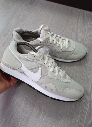 Женские кроссовки nike 2