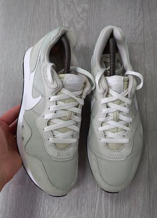 Женские кроссовки nike