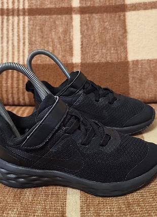 Детские кроссовки nike revolution