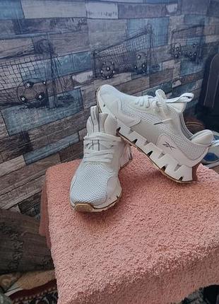 Кросівки унісекс reebok zig kinetica білі