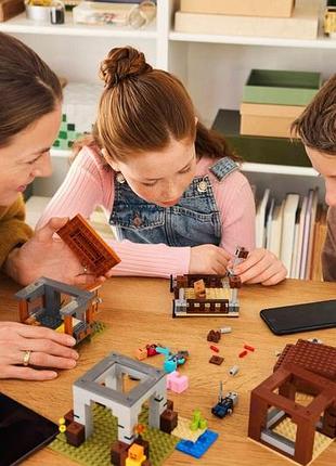 Конструктор lego minecraft аванпост разбойников и опустошитель 8