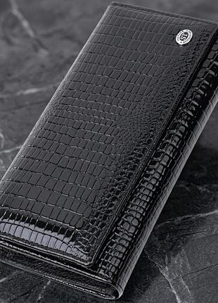Лакированный кожаный кошелек с блоком для кредитных карт st leather 22683 черный