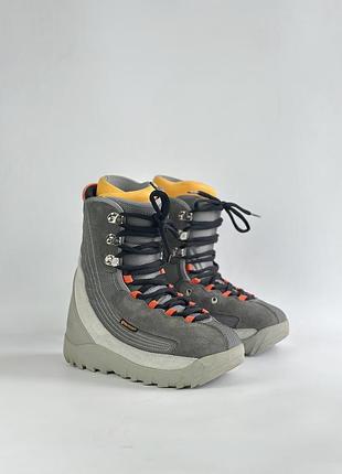 Черевики лижні гірськолижні rare vintage burton moto snowboarding boots grey orange gorpcore style size 9 us