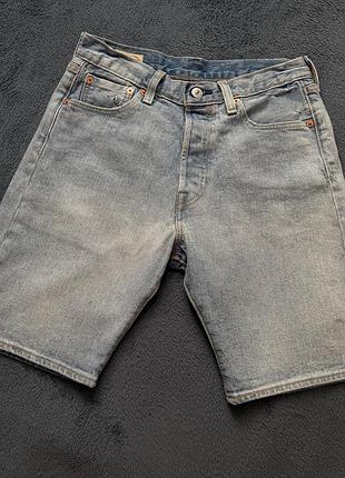 Чоловічі джинсові шорти levi’s, розмір 29