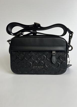 Coach 22x15x6