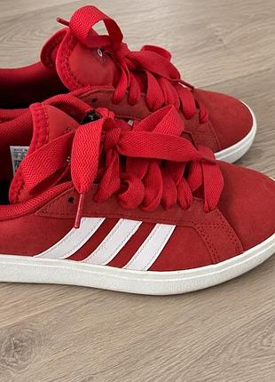 Кросівки adidas